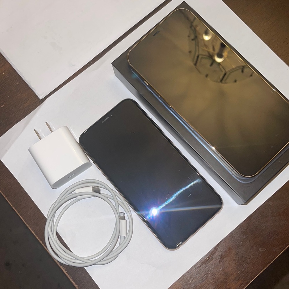 128 gb Apple Iphone Xs Max 🔥, 64 gb Apple Iphone Xs 🔥 Original Speed Charger